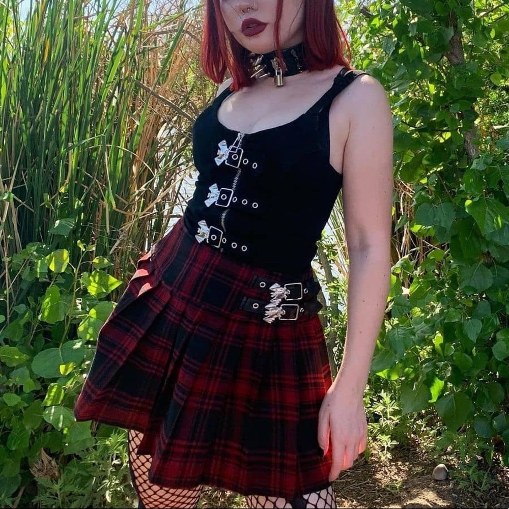 Killstar bat buckle top